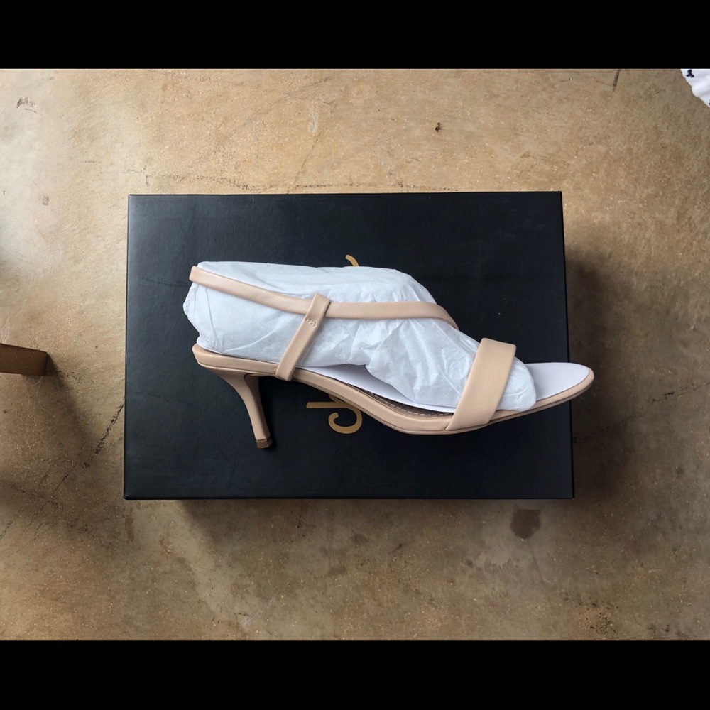 Charles David nude heels